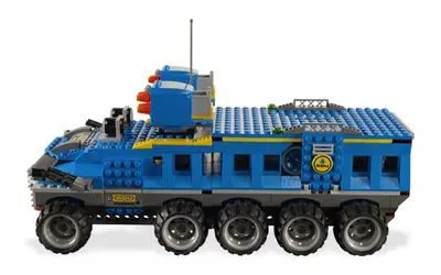 LEGO Space 7066 Earth Defense HQ set, image 5