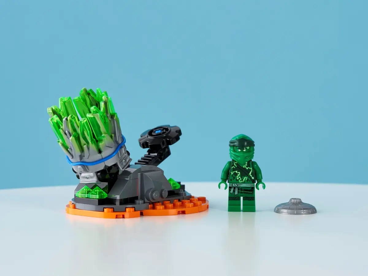 LEGO Ninjago 70687 Spinjitzu Burst Lloyd set, image 3