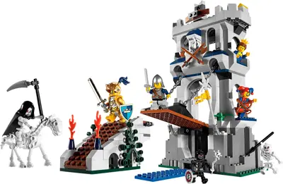 LEGO Castle 7079 Drawbridge Defense set