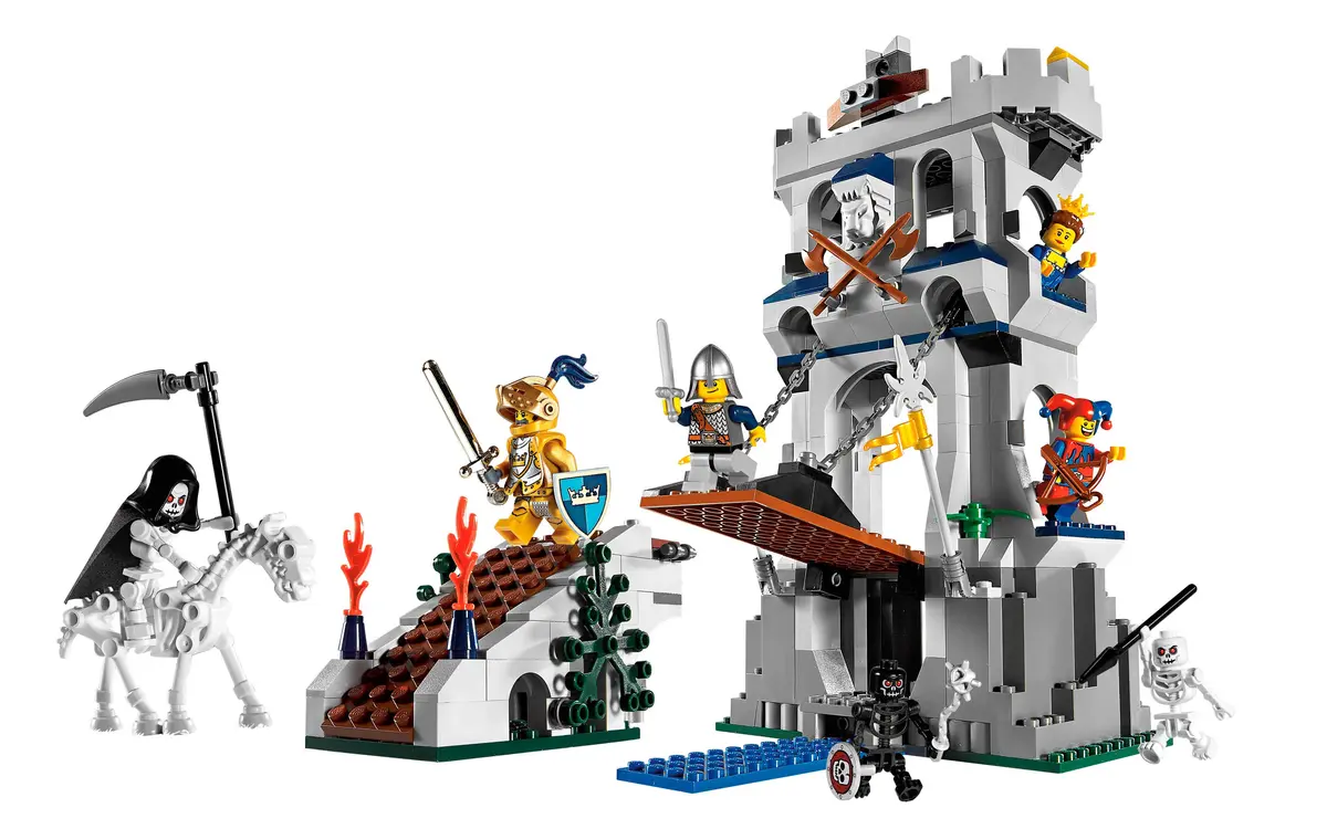 LEGO Castle 7079 Drawbridge Defense set, image 3