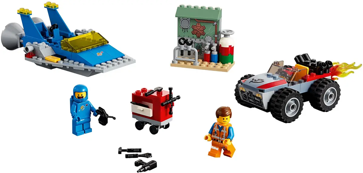 LEGO The LEGO Movie 2 70821 Emmet and Benny's 'Build and Fix' Workshop! set