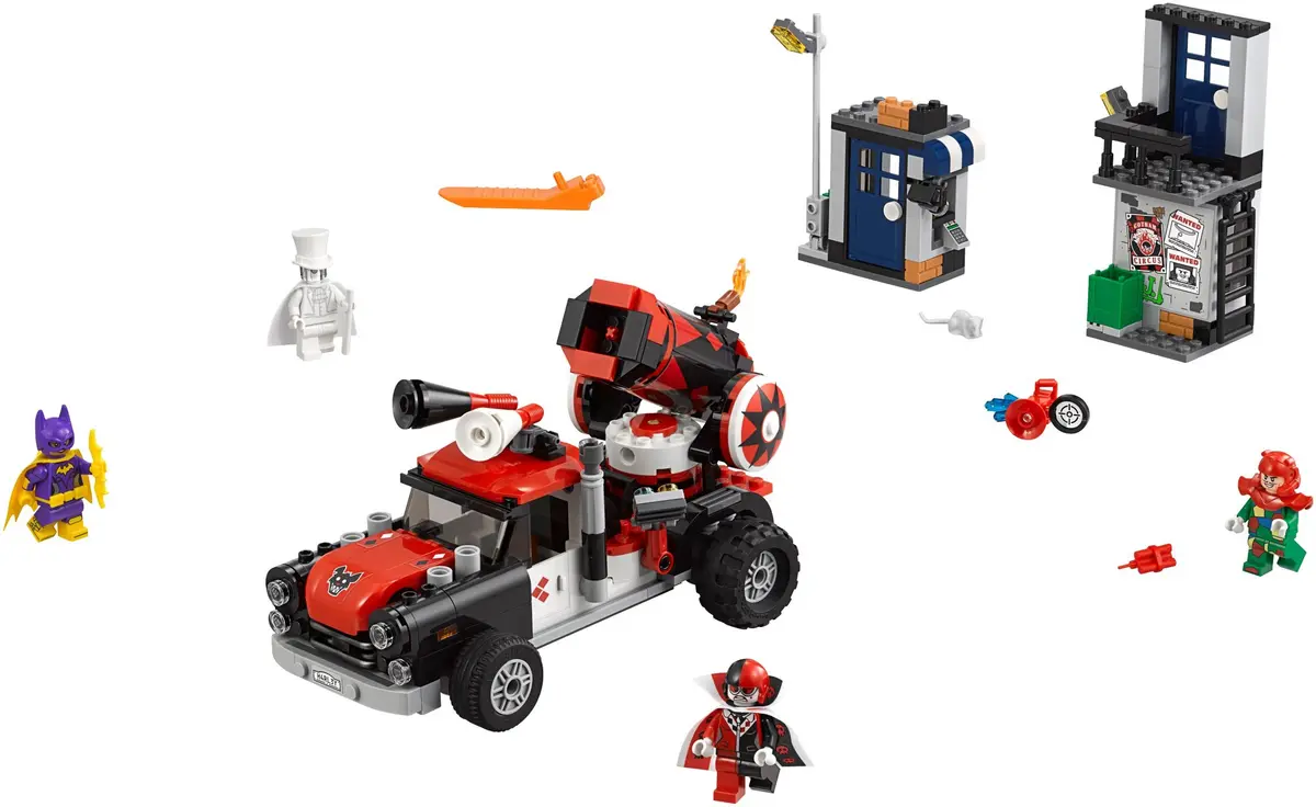LEGO The LEGO Batman Movie 70921 Harley Quinn Cannonball Attack set