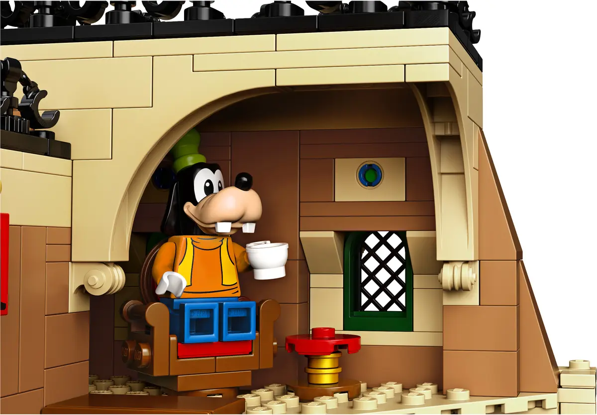 LEGO Disney 71044 Disney Train and Station set, image 7