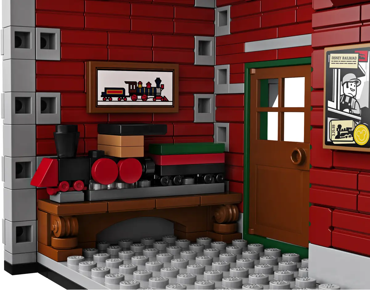 LEGO Disney 71044 Disney Train and Station set, image 6