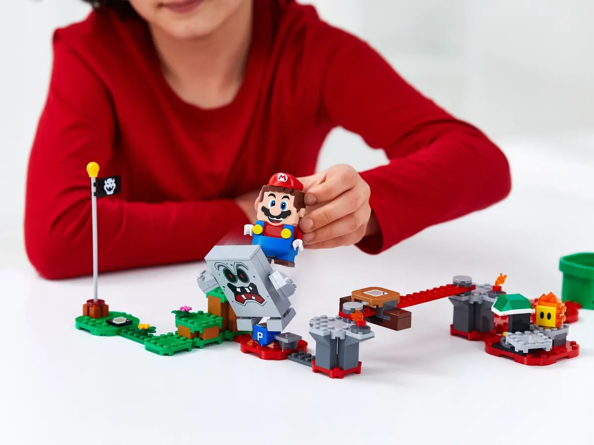 LEGO Super Mario 71364 Whomp's Lava Trouble set, image 9