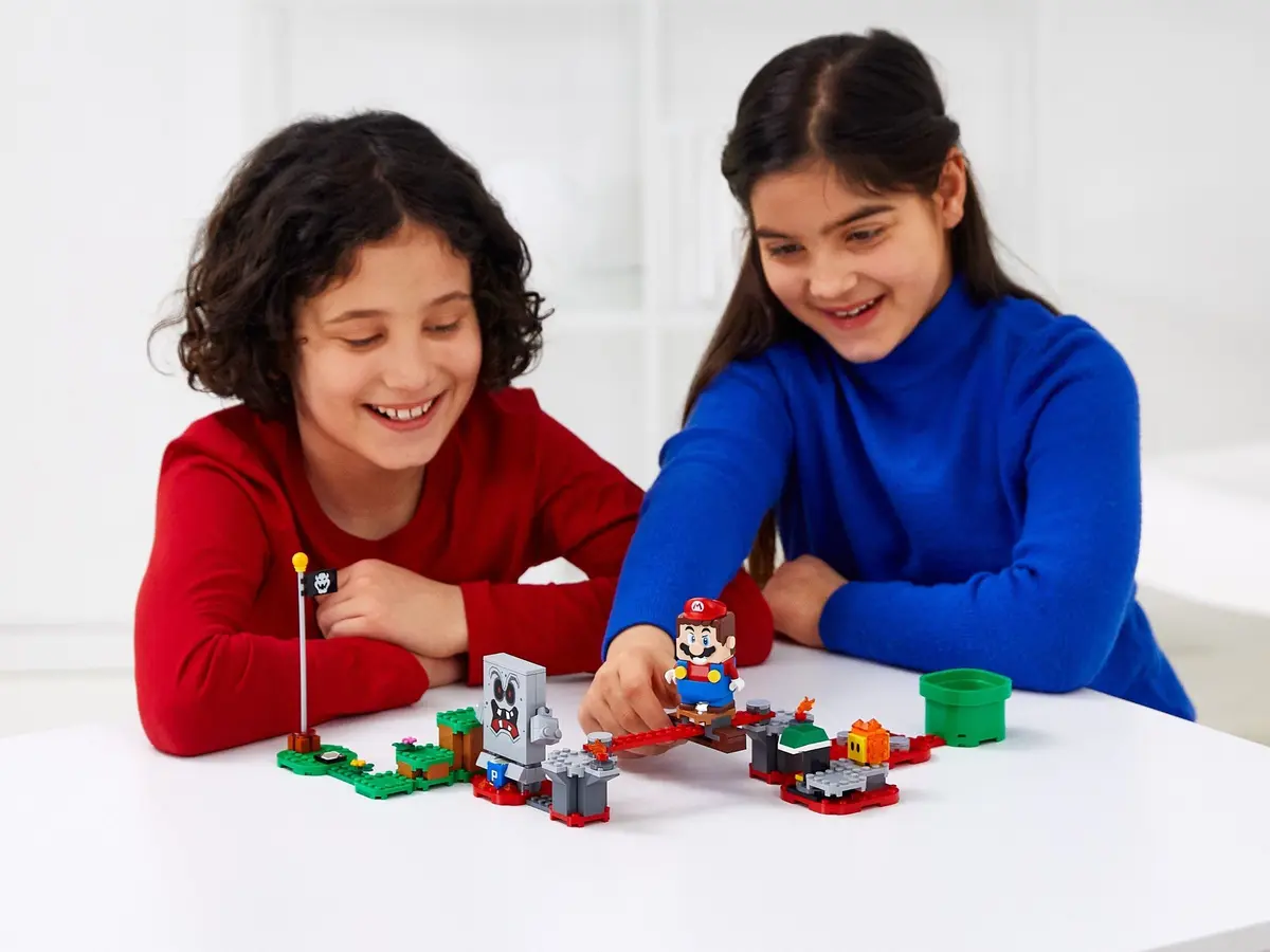 LEGO Super Mario 71364 Whomp's Lava Trouble set, image 8