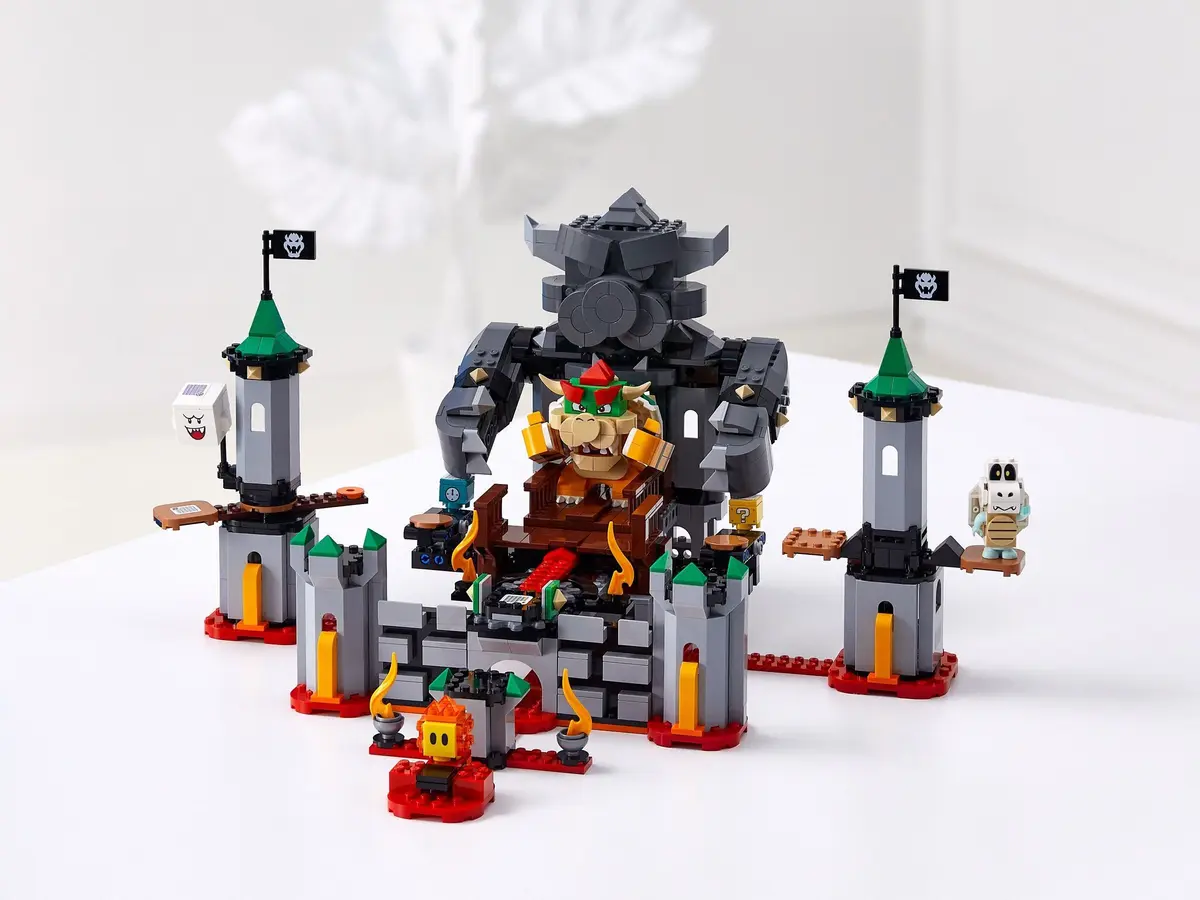 LEGO Super Mario 71369 Bowser's Castle Boss Battle set, image 4