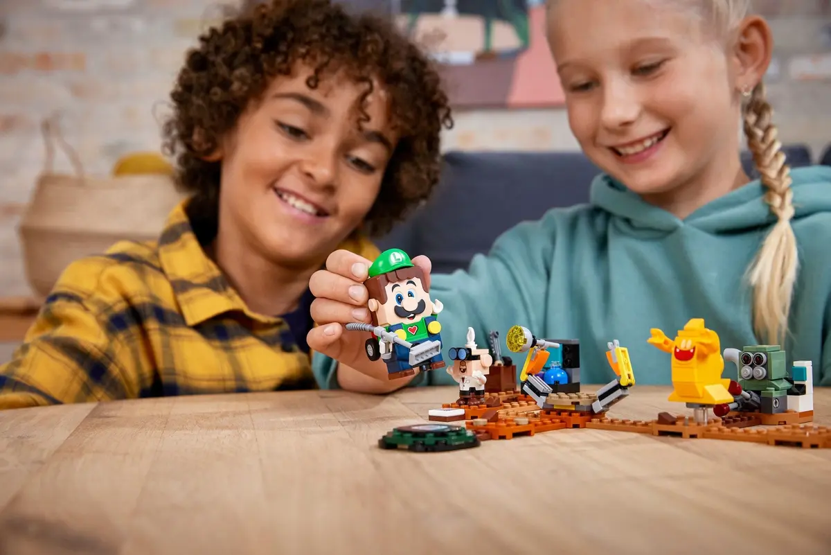 LEGO Super Mario 71397 Luigi's Mansion Lab and Poltergust set, image 6