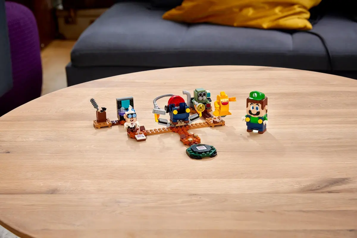 LEGO Super Mario 71397 Luigi's Mansion Lab and Poltergust set, image 13