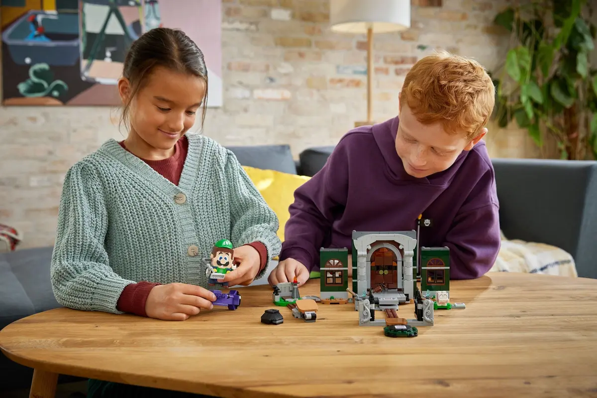 LEGO Super Mario 71399 Luigi's Mansion Entryway set, image 12