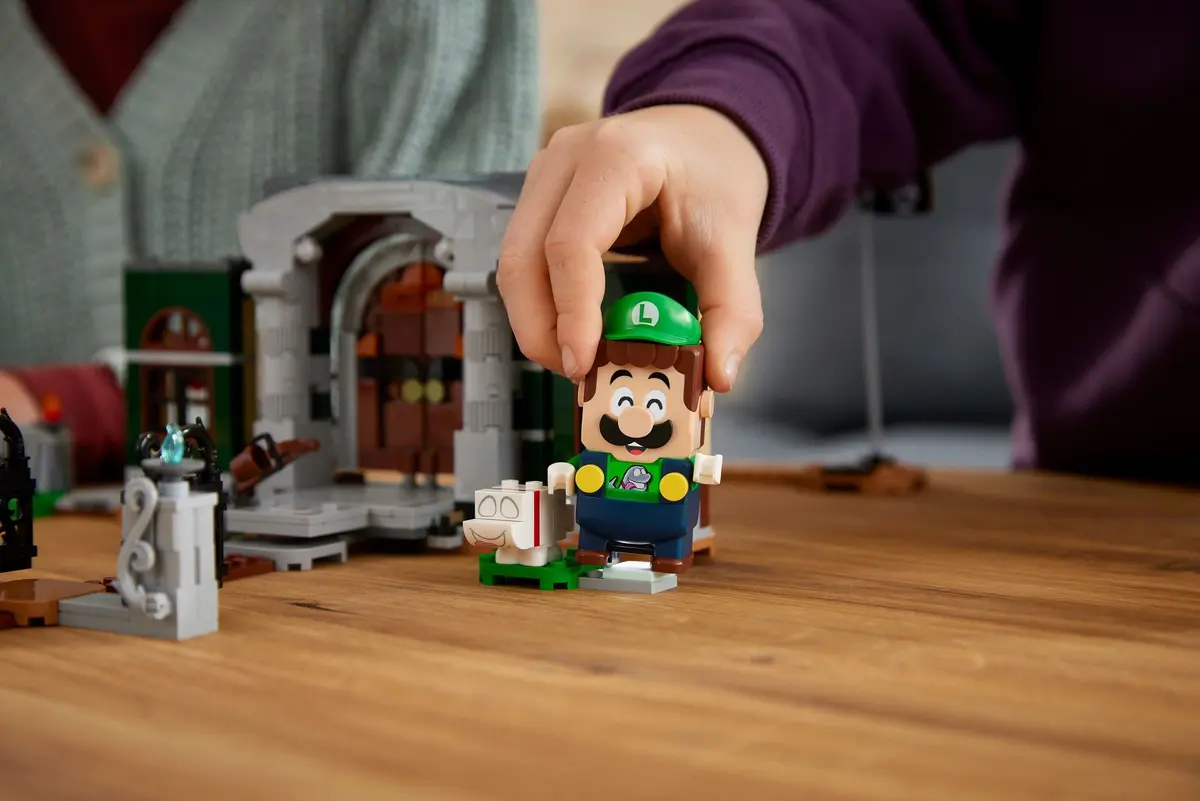LEGO Super Mario 71399 Luigi's Mansion Entryway set, image 3