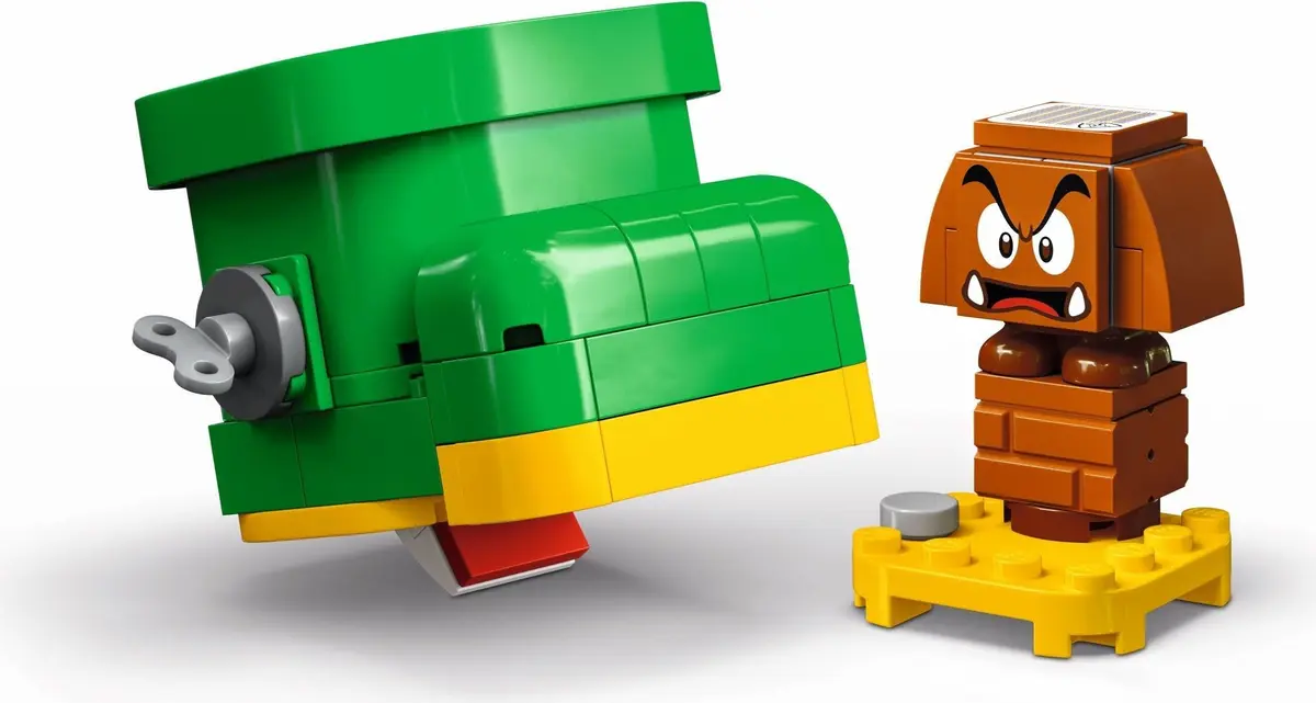 LEGO Super Mario 71404 Goomba's Shoe set