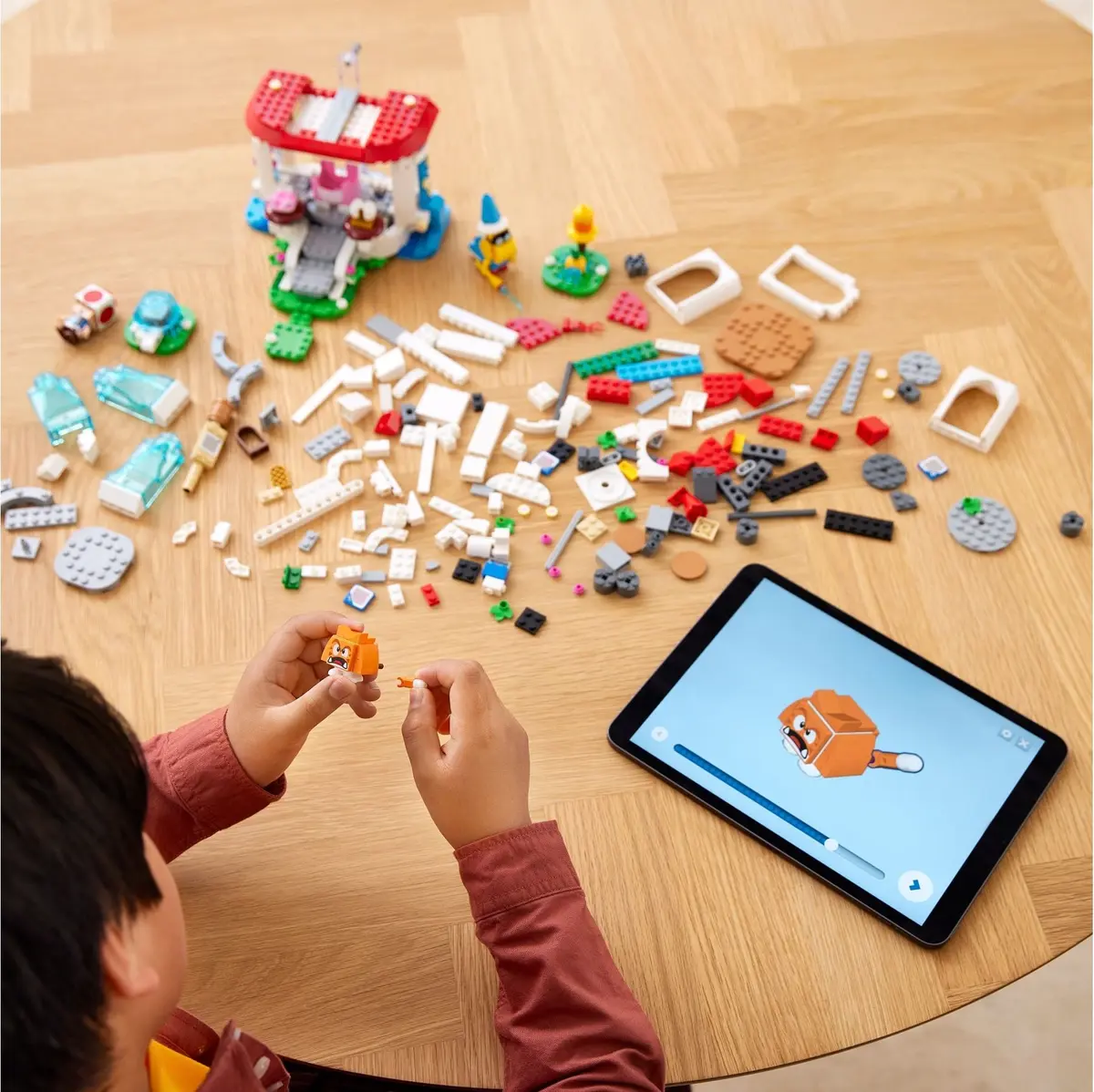 LEGO Super Mario 71407 Cat Peach Suit and Frozen Tower set, image 6