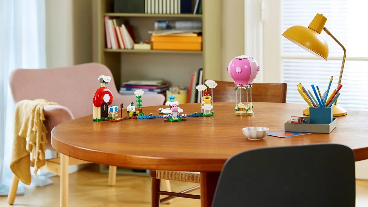 LEGO Super Mario 71419 Peach's Garden Balloon Ride set, image 6