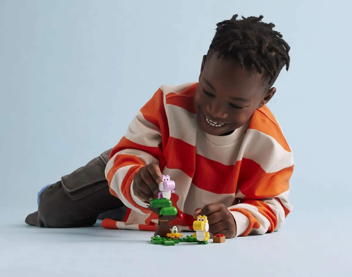 LEGO Super Mario 71428 Yoshis' Egg-cellent Forest set, image 6