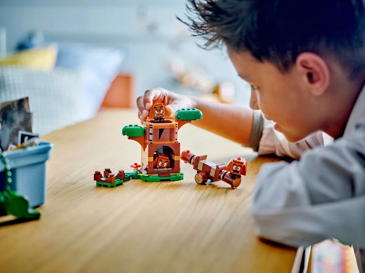 LEGO Super Mario 71433 Goombas' Playground set, image 5