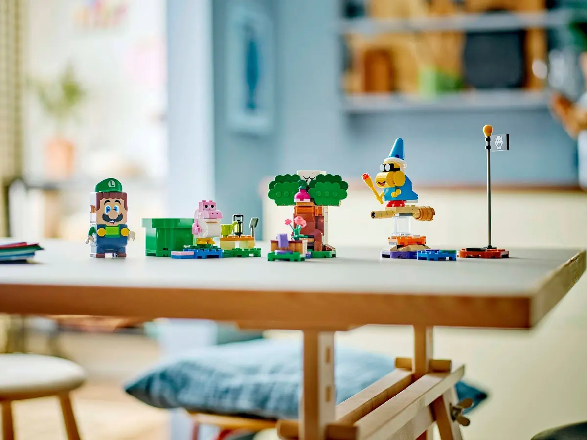 LEGO Super Mario 71440 Adventures with Interactive LEGO Luigi set, image 6