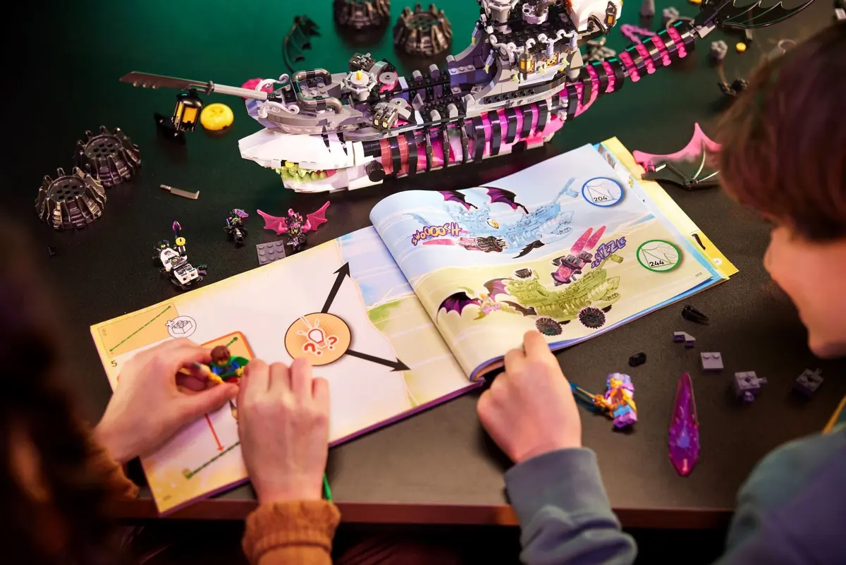 LEGO Dreamzzz 71469 Nightmare Shark Ship set, image 6
