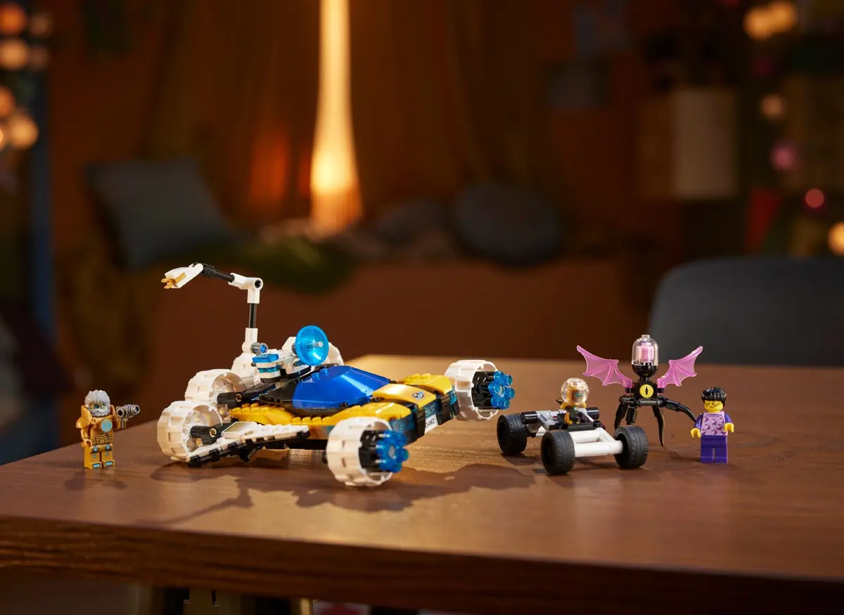LEGO Dreamzzz 71475 Mr. Oz's Space Car set, image 10