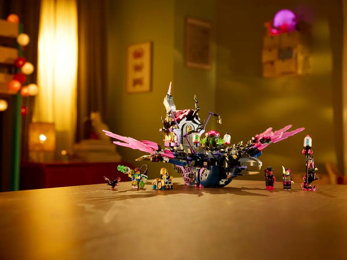 LEGO Dreamzzz 71478 The Never Witch's Midnight Raven set, image 6