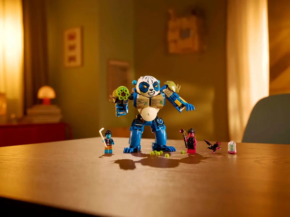 LEGO Dreamzzz 71480 Logan the Mighty Panda set, image 8