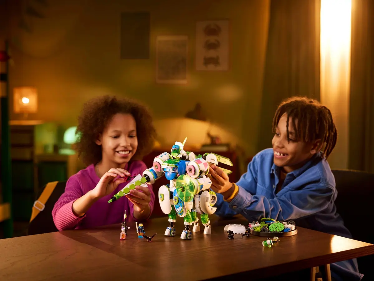 LEGO Dreamzzz 71485 Mateo and Z-Blob the Knight Battle Mech set, image 7