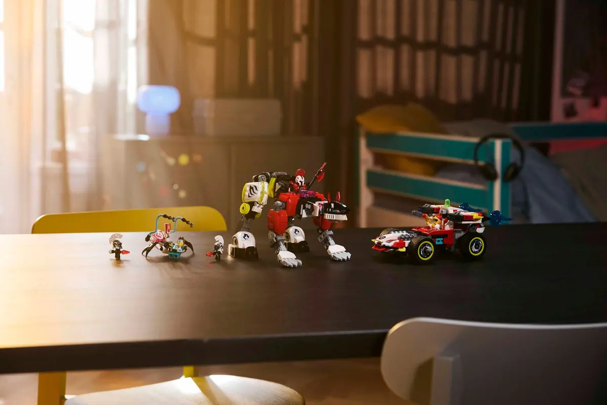 LEGO Dreamzzz 71497 Cooper's Tiger Mech & Zero's Hot Rod Car set, image 7
