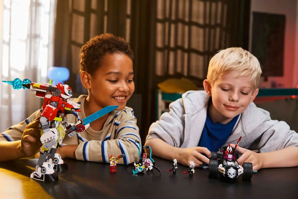 LEGO Dreamzzz 71497 Cooper's Tiger Mech & Zero's Hot Rod Car set, image 5