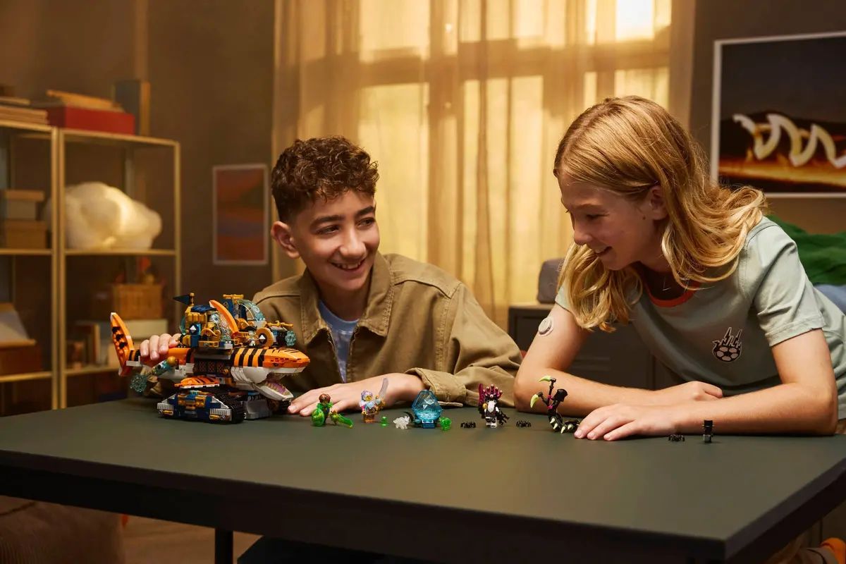 LEGO Dreamzzz 71515 Tiger Shark Tank set, image 9