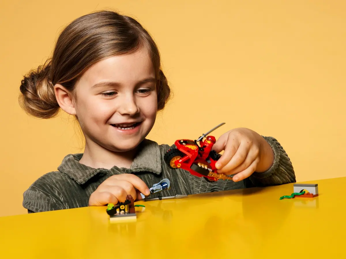 LEGO Ninjago 71734 Kai's Blade Cycle set, image 11