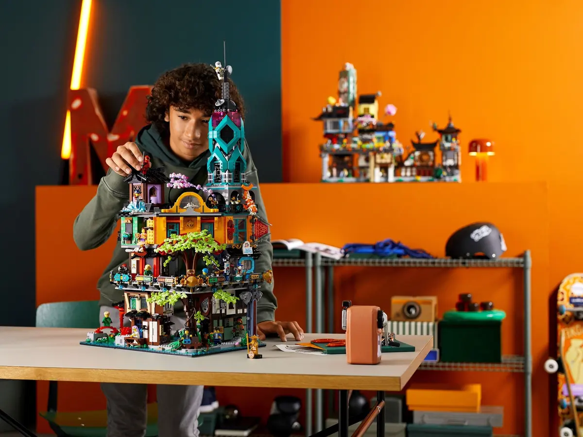 LEGO Ninjago 71741 NINJAGO City Gardens set, image 23
