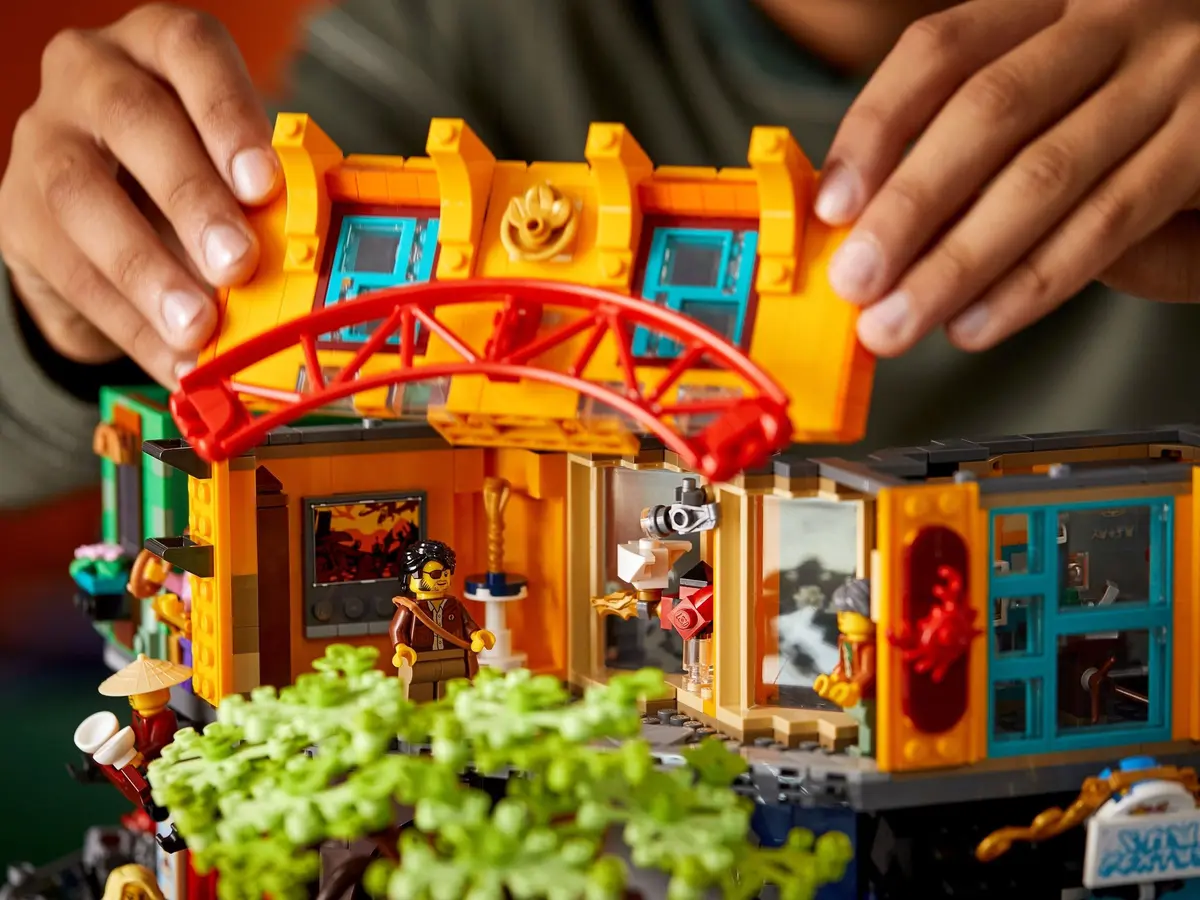 LEGO Ninjago 71741 NINJAGO City Gardens set, image 18