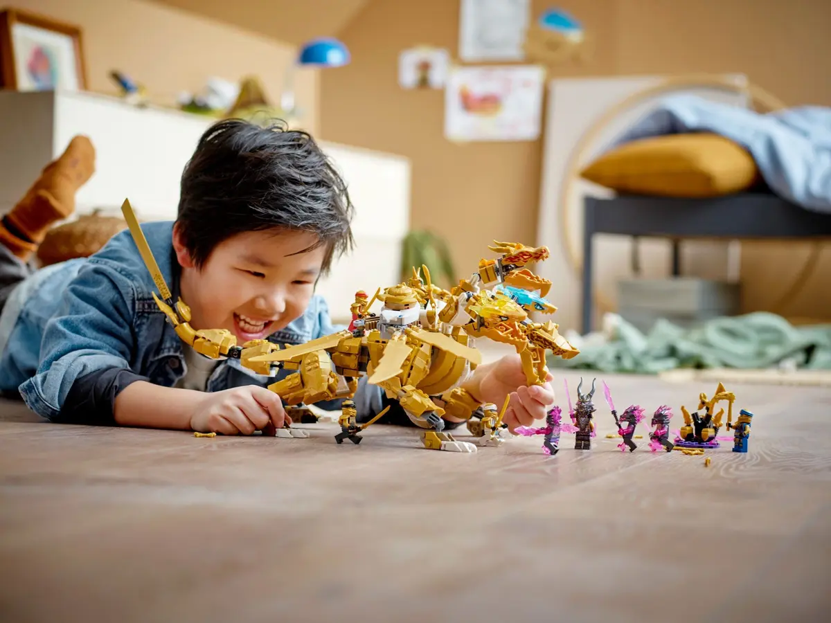 LEGO Ninjago 71774 Lloyd's Golden Ultra Dragon set, image 6