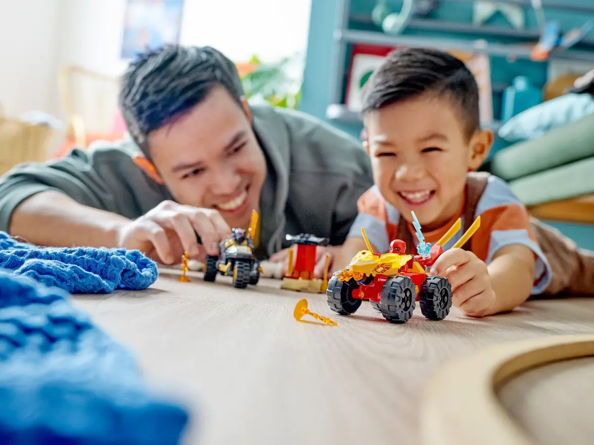 LEGO Ninjago 71789 Kai and Ras's Car and Bike Battle set, image 8