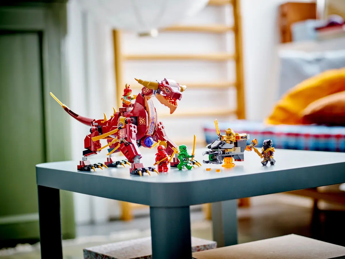 LEGO Ninjago 71793 Heatwave Transforming Lava Dragon set, image 3