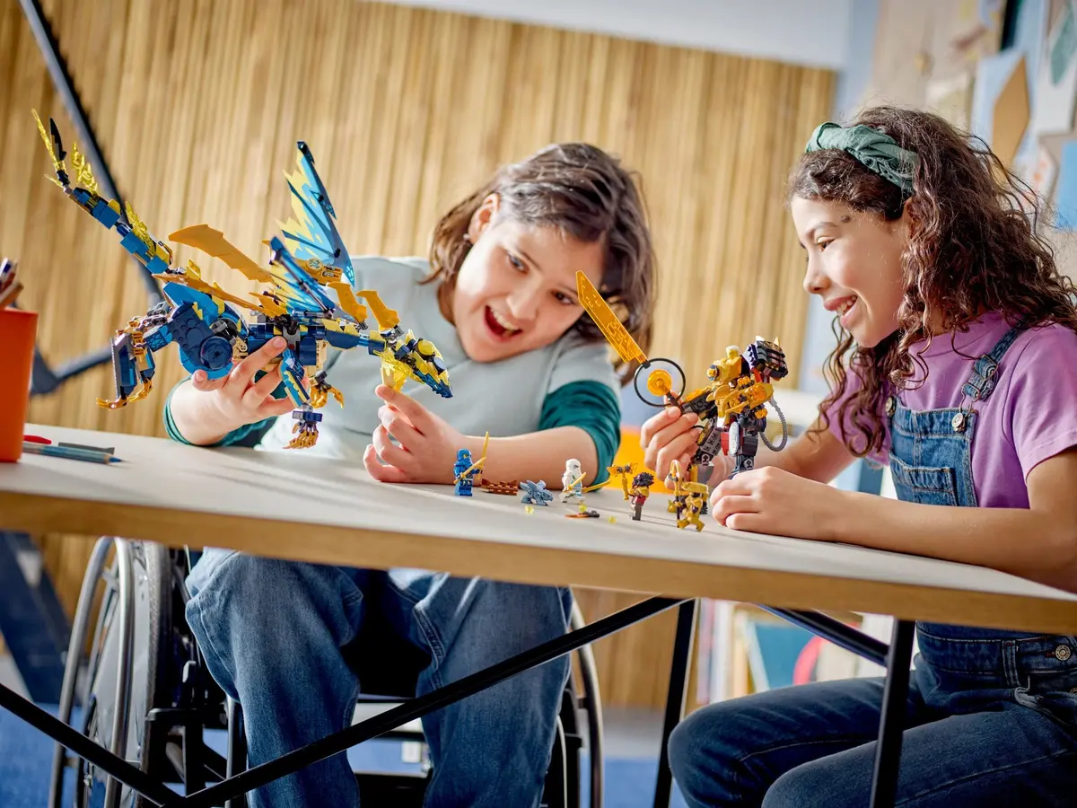 LEGO Ninjago 71796 Elemental Dragon vs. The Empress Mech set, image 7