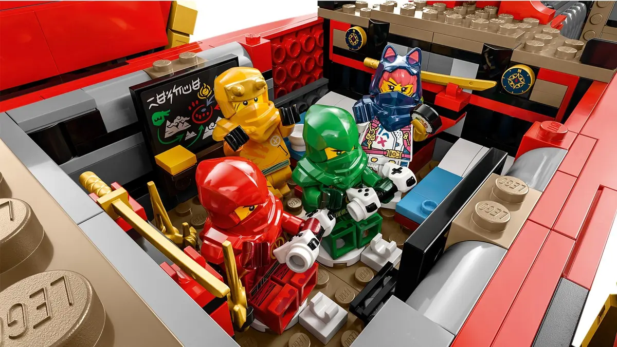 LEGO Ninjago 71797 Destiny's Bounty - Race Against Time set, image 9