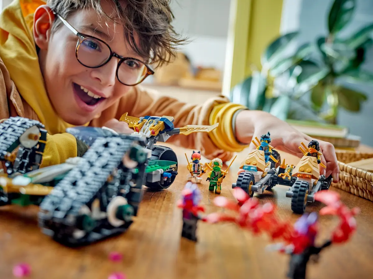 LEGO Ninjago 71820 Ninja Team Combo Vehicle set, image 12