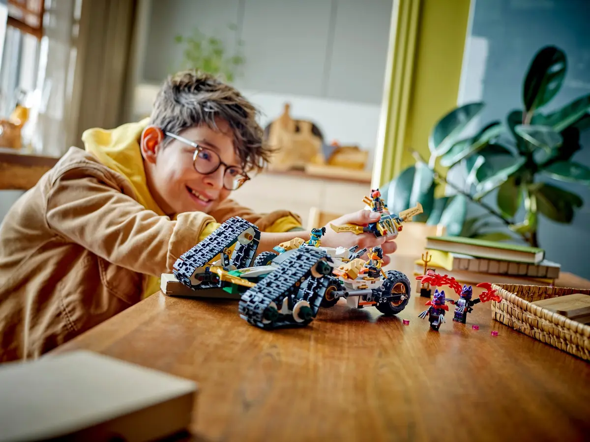 LEGO Ninjago 71820 Ninja Team Combo Vehicle set, image 11