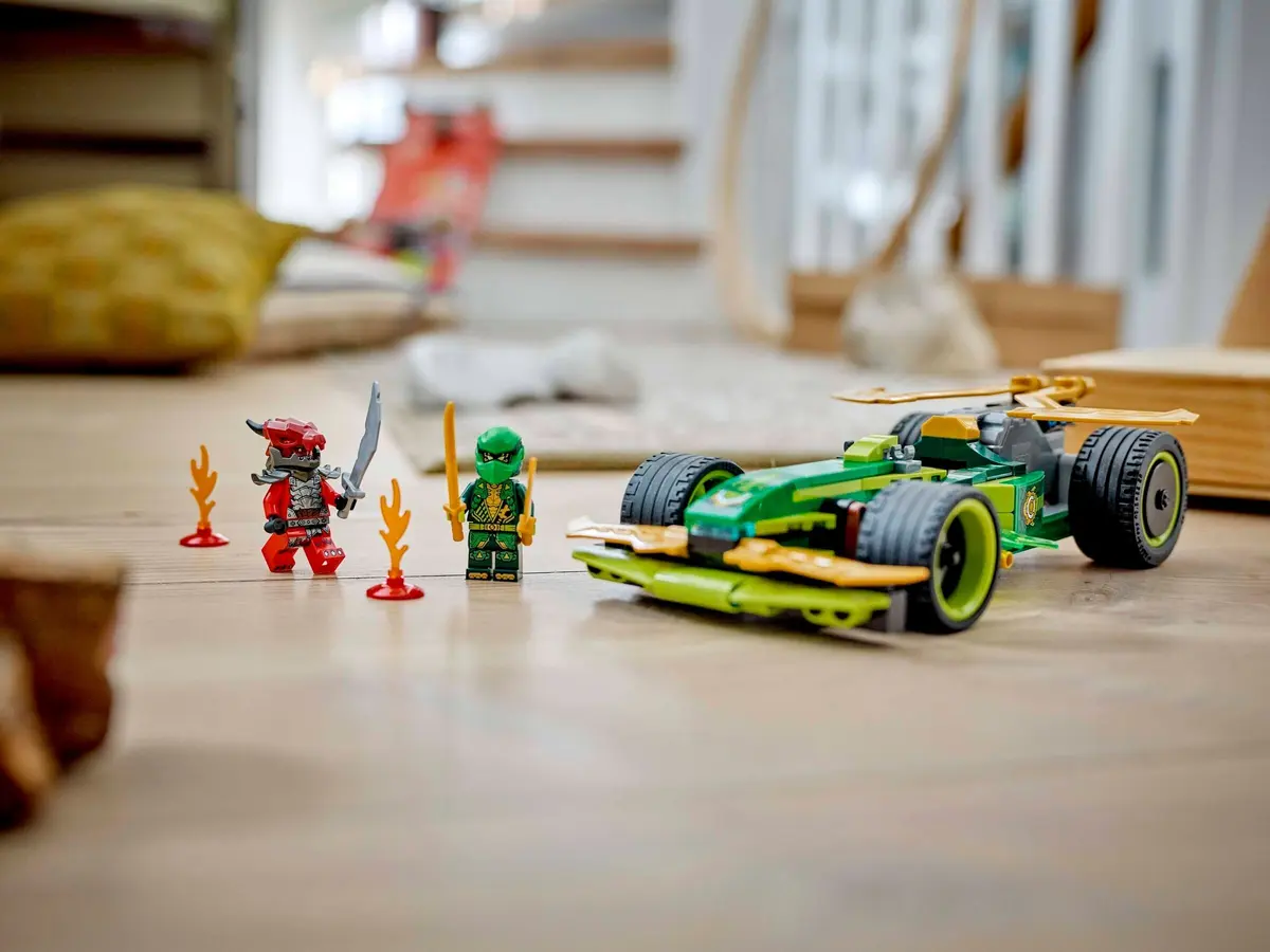 LEGO Ninjago 71828 Lloyd's Pull-Back Race Car set, image 5