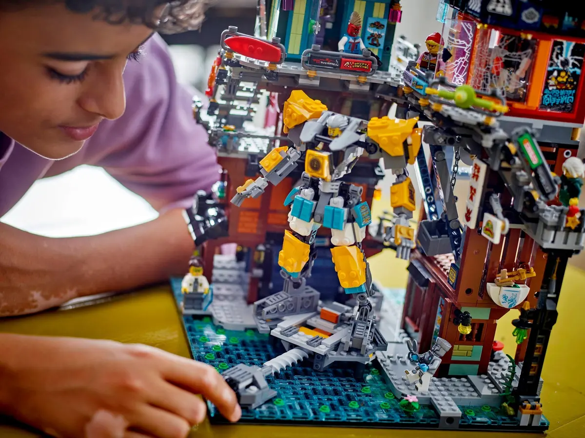 LEGO Ninjago 71837 NINJAGO City Workshops set, image 5
