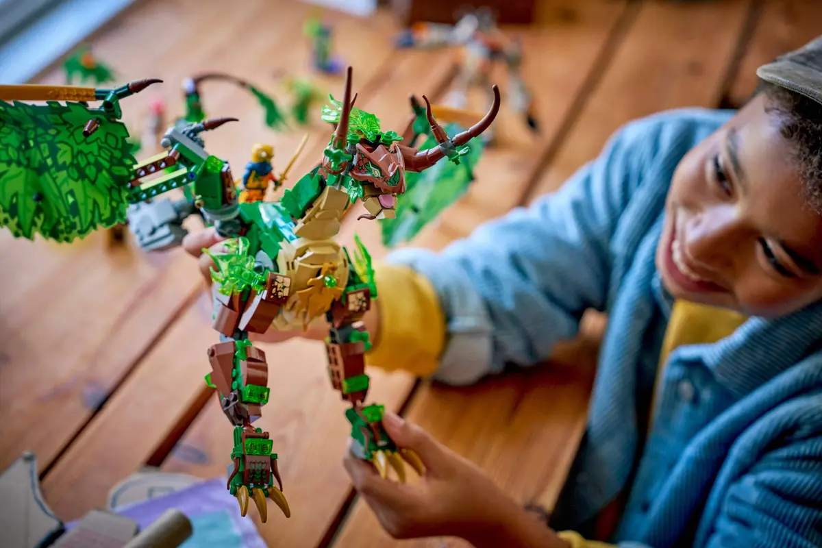 LEGO Ninjago 71859 The Dragon of Life set, image 5