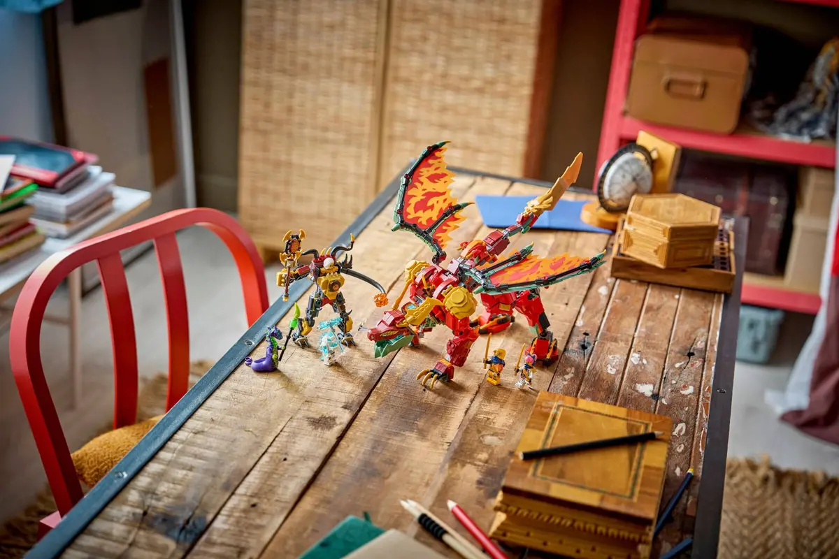 LEGO Ninjago 71868 Wyldfyre's Transforming Dragon Mech set, image 7
