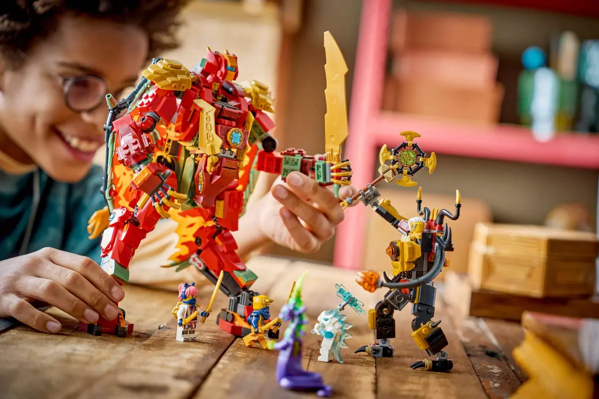 LEGO Ninjago 71868 Wyldfyre's Transforming Dragon Mech set, image 6