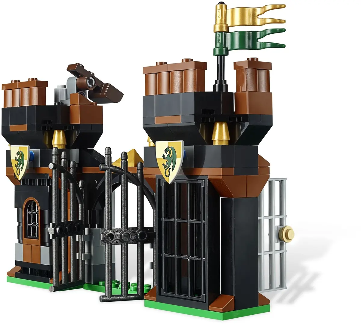 LEGO Castle 7187 Escape from Dragon's Prison set, image 9