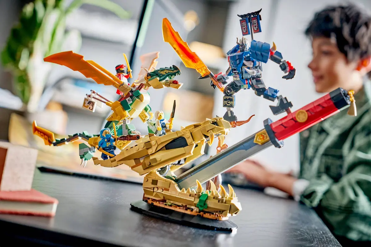 LEGO Ninjago 71871 Battle at the Dragon's Blade set, image 7