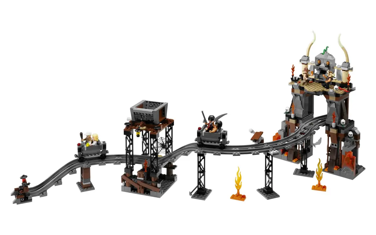 LEGO Indiana Jones 7199 The Temple of Doom set