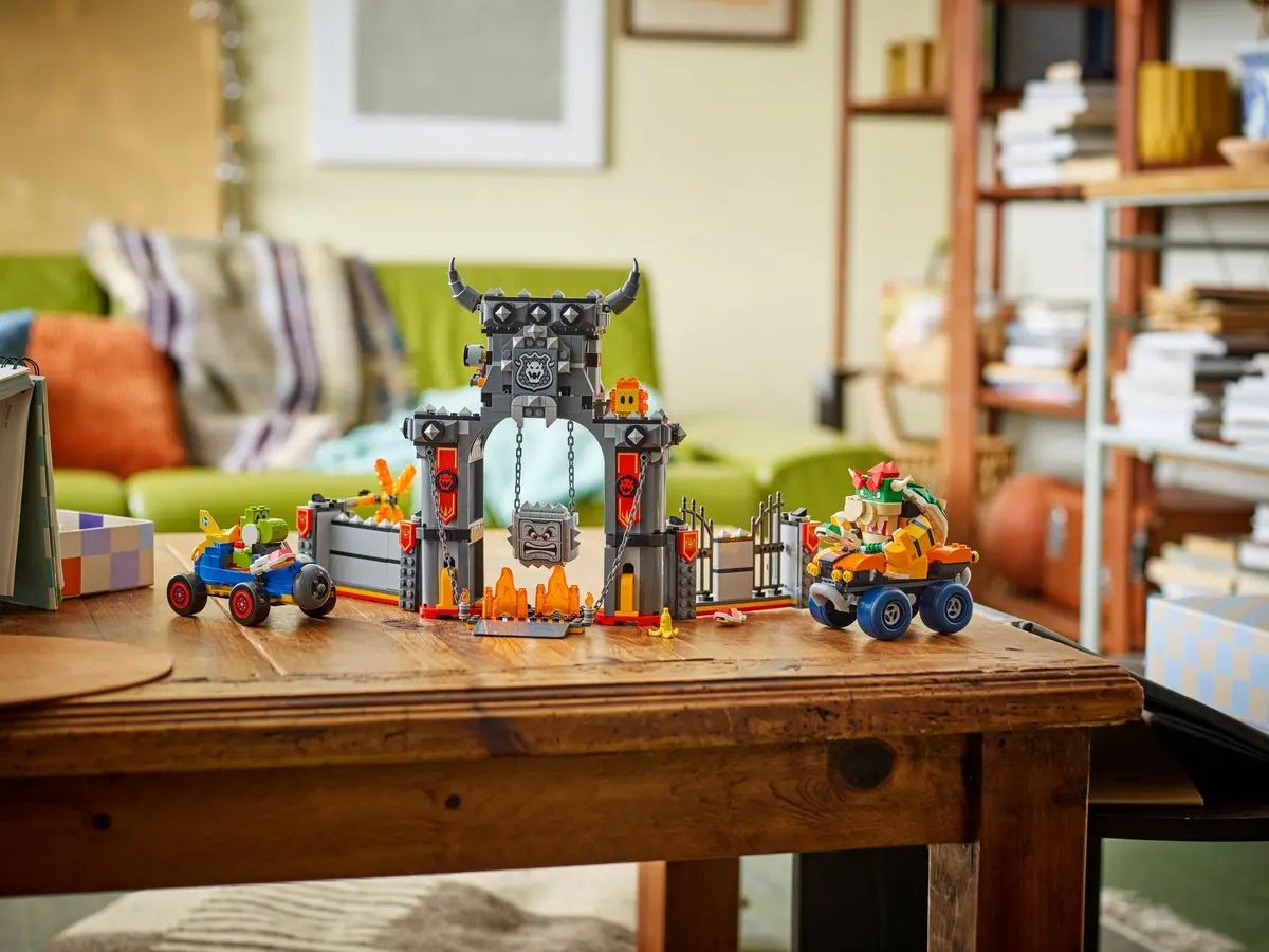 LEGO Super Mario 72039 Bowser's Castle set, image 8