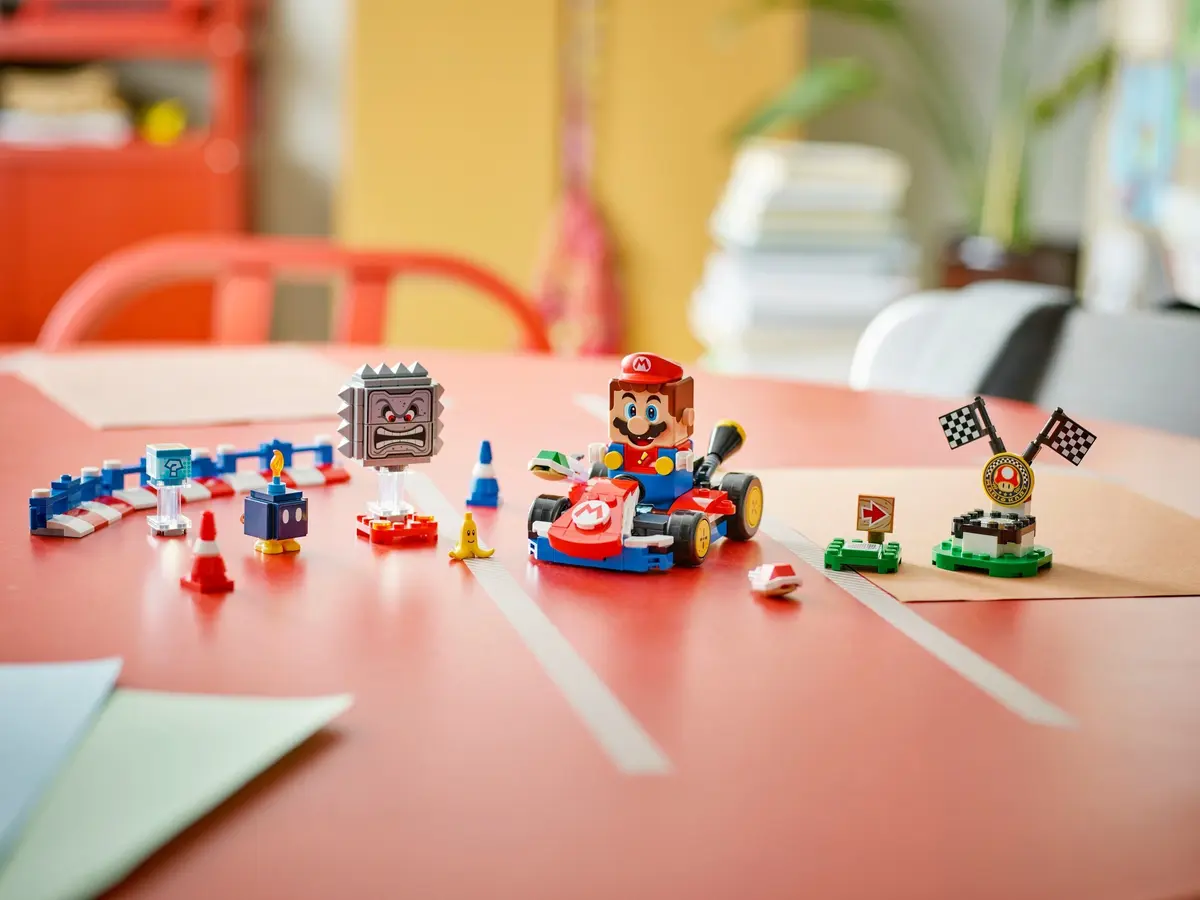 LEGO Super Mario 72043 Interactive LEGO Mario & Standard Kart set, image 8