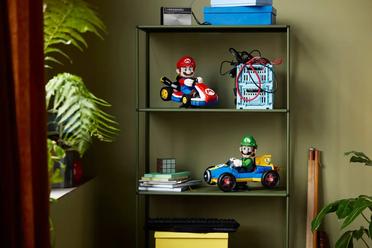 LEGO Super Mario 72050 Mario Kart – Luigi & Mach 8 set, image 4